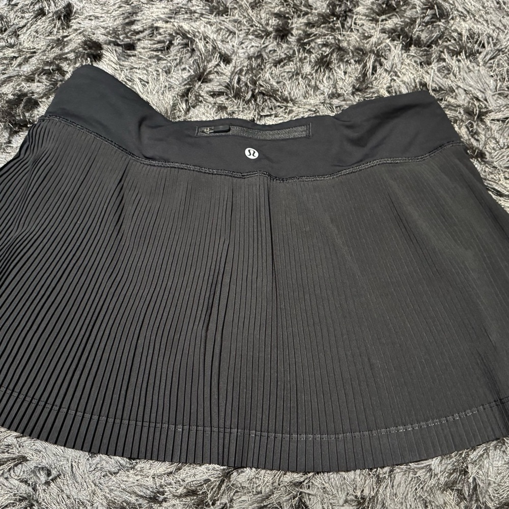 lululemon athletica Black Pleated Women's Skirt
